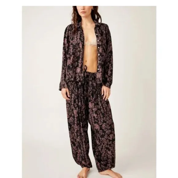 🆕 FREE PEOPLE Steady Love PJ Set / Black Combo - M