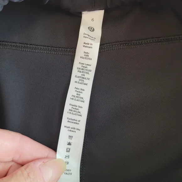 🆕️ Lululemon Relaxed High-Rise Cargo Shorts in Black