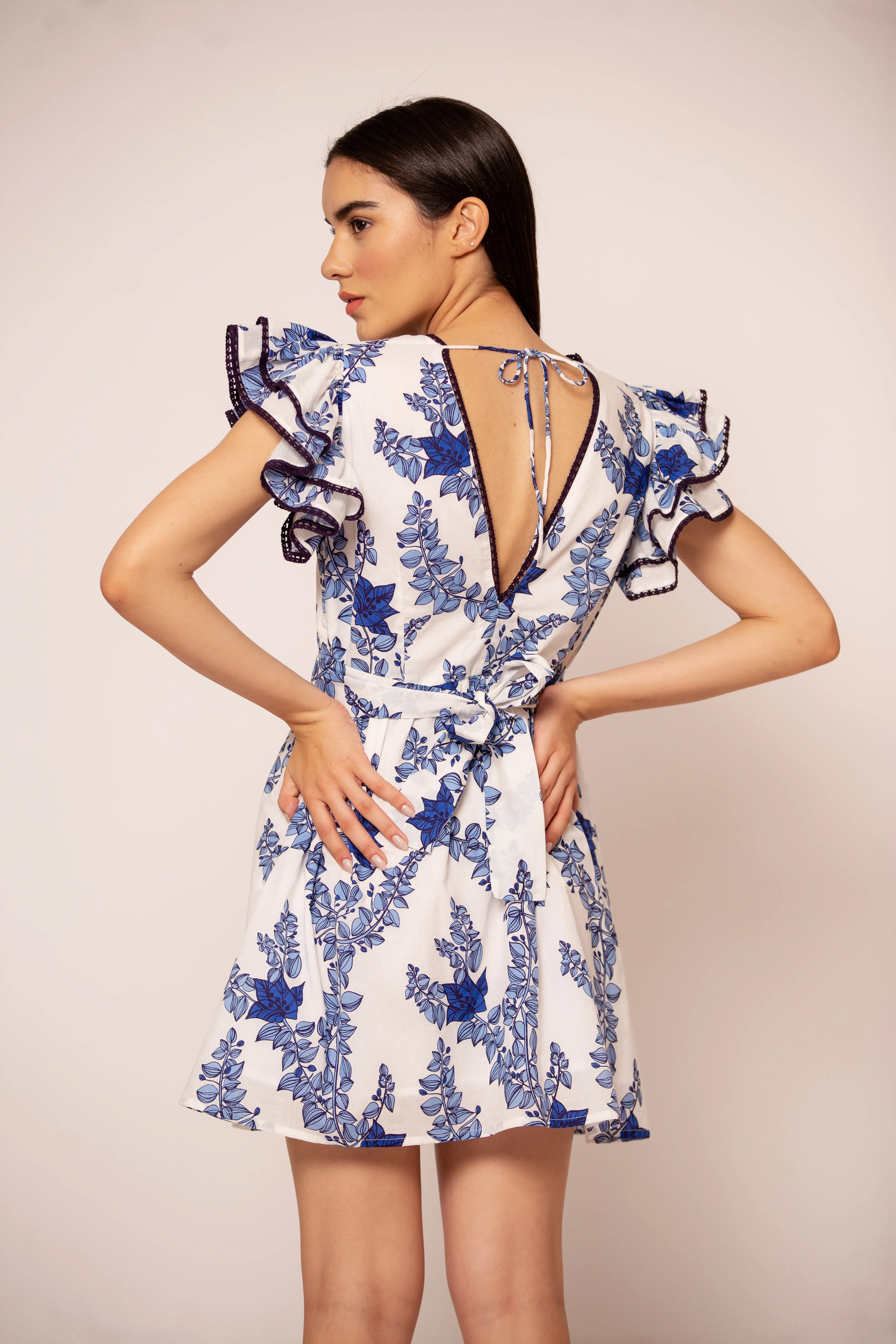 1841 Chloe