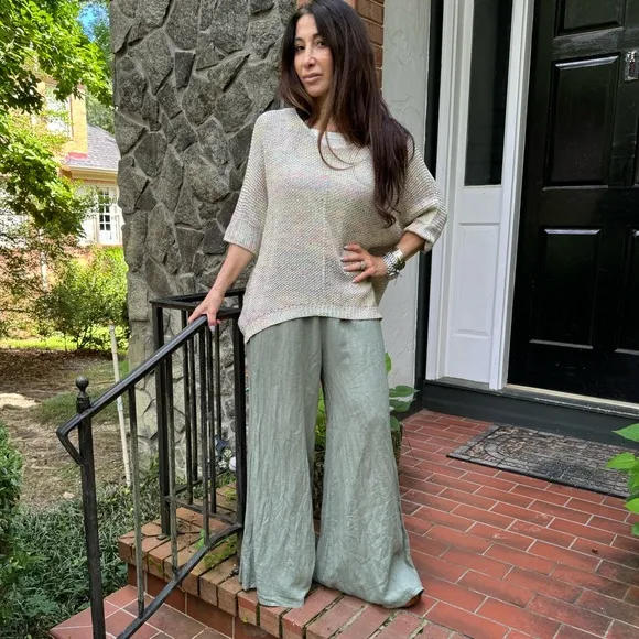 28 MADE IN ITALY KNIT SPRINKLE LIGHT SWEATER