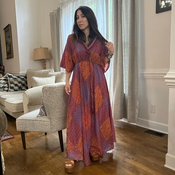 34 Beautiful Silk Blend One of a Kind Sleeveless Maxi Dress
