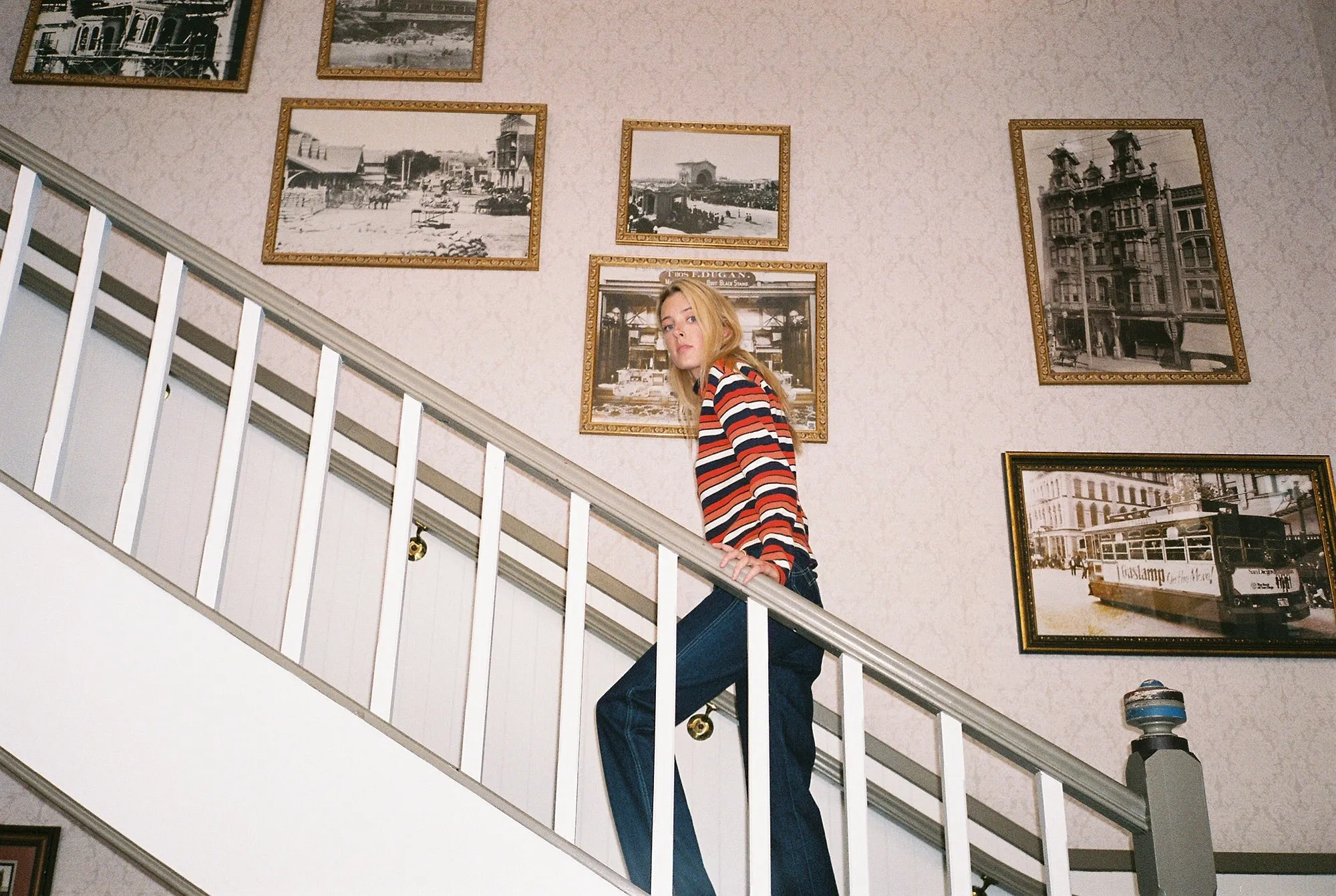 70’s OSCAR DE LA RENTA JEANS / 24