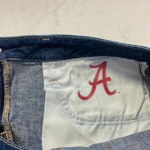 Alabama Crimson Tide Denim Shorts Women’s Size 6