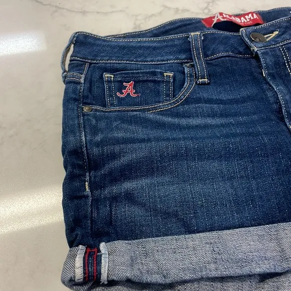 Alabama Crimson Tide Denim Shorts Women’s Size 6