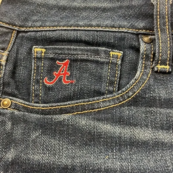 Alabama Crimson Tide Denim Shorts Women’s Size 6