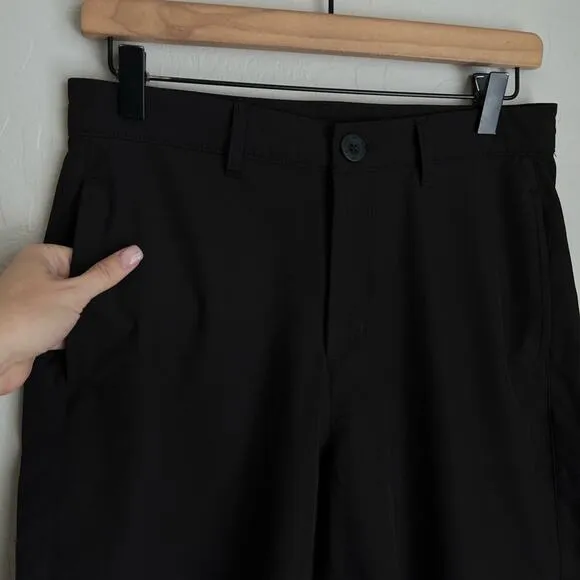 Albion Bermuda black casual shorts small