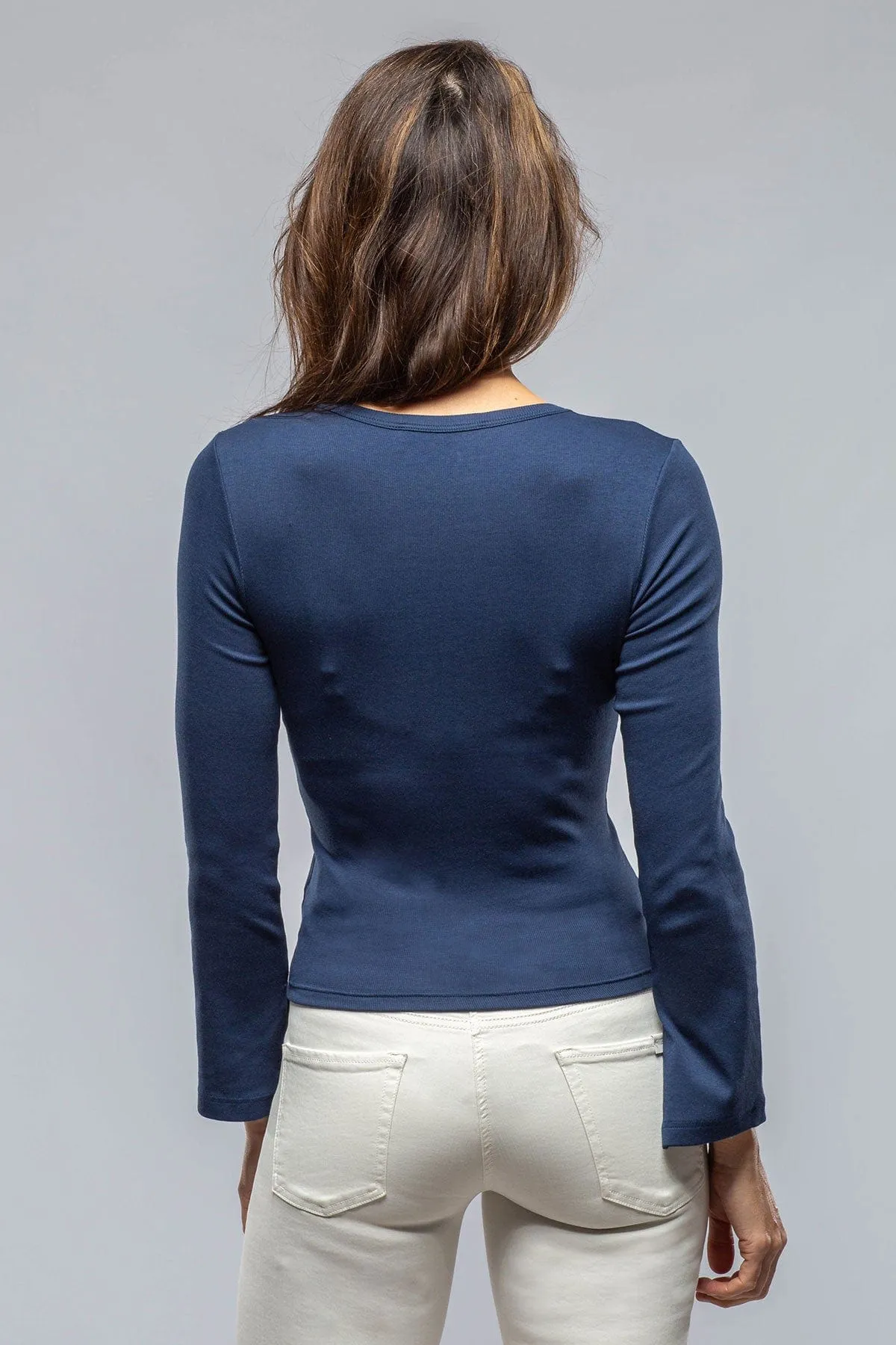 Alisa Ribbed Crew Neck Top in Navy
