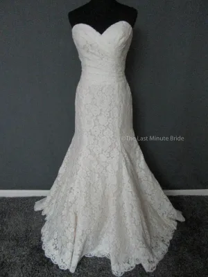 Allure Bridals 9210 Iv/Champ 12