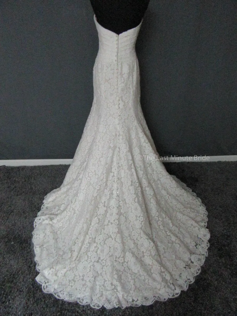 Allure Bridals 9210 Iv/Champ 12