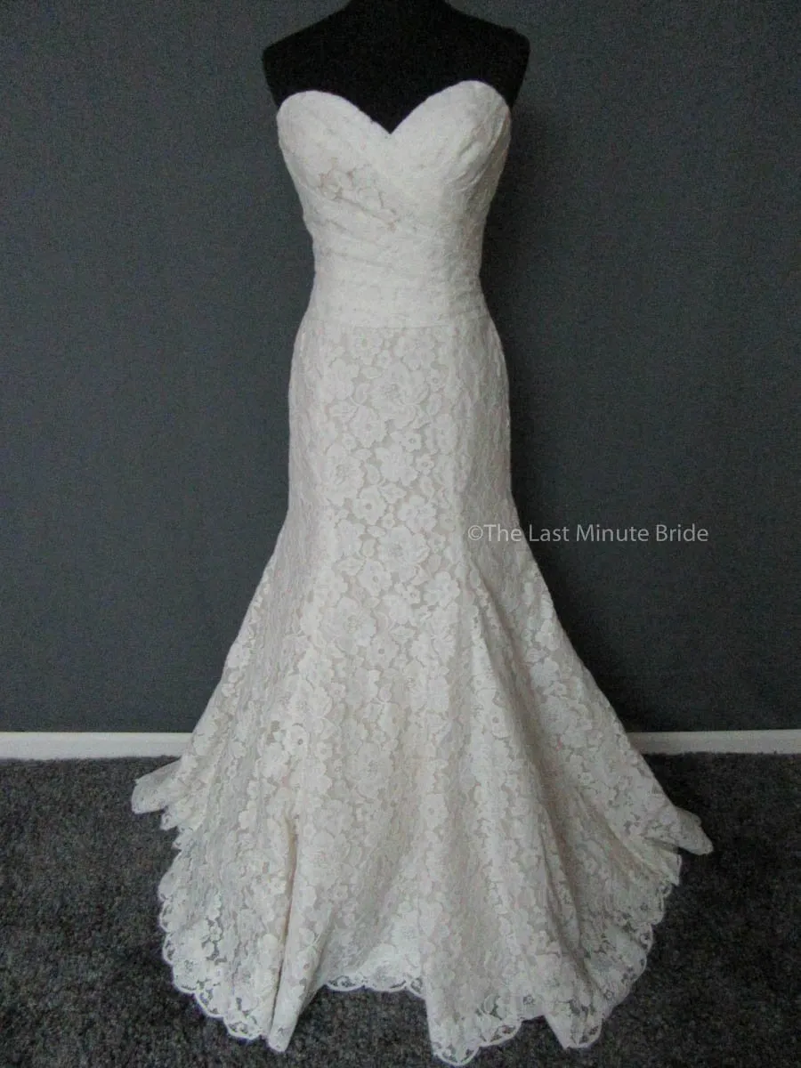 Allure Bridals 9210 Iv/Champ 12