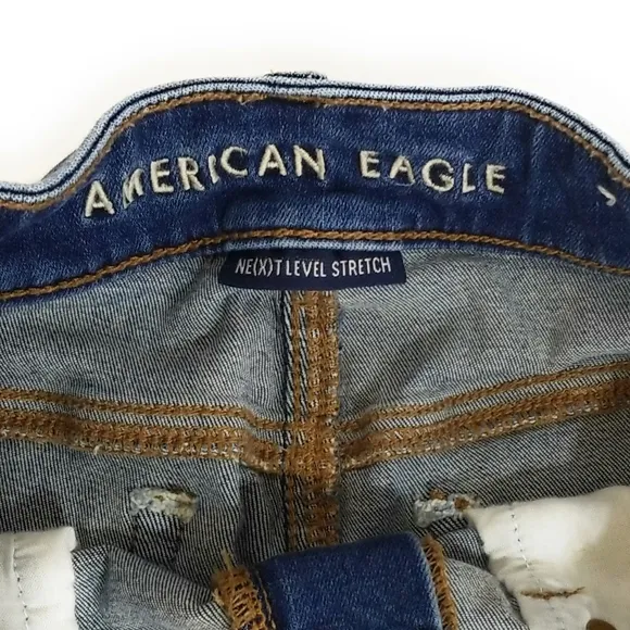 AMERICAN EAGLE Next Level Stretch Distressed Patched Midi Shorts Size 0