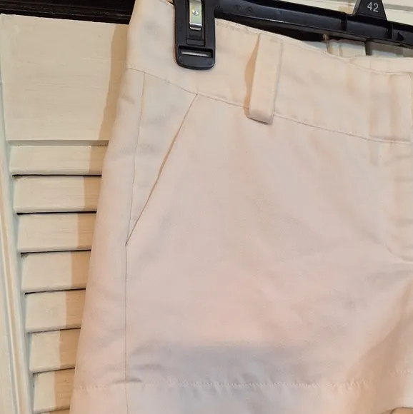 Andre badi white shorts sz 26 *K