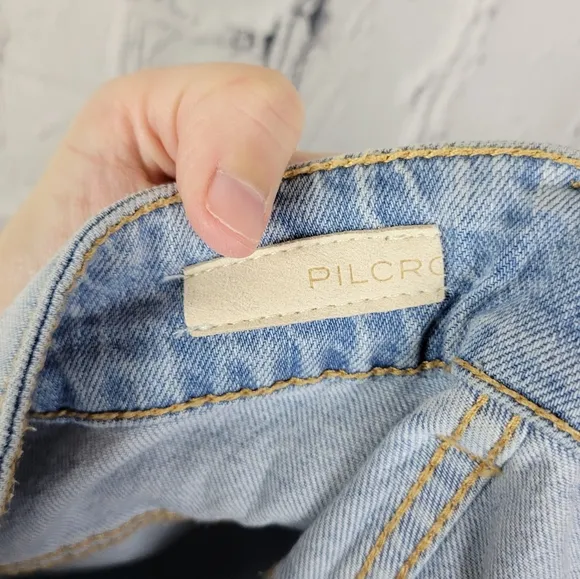 Anthropologie Pilcro The Vintage Straight Leg Light Wash Aztec Design Side Jeans