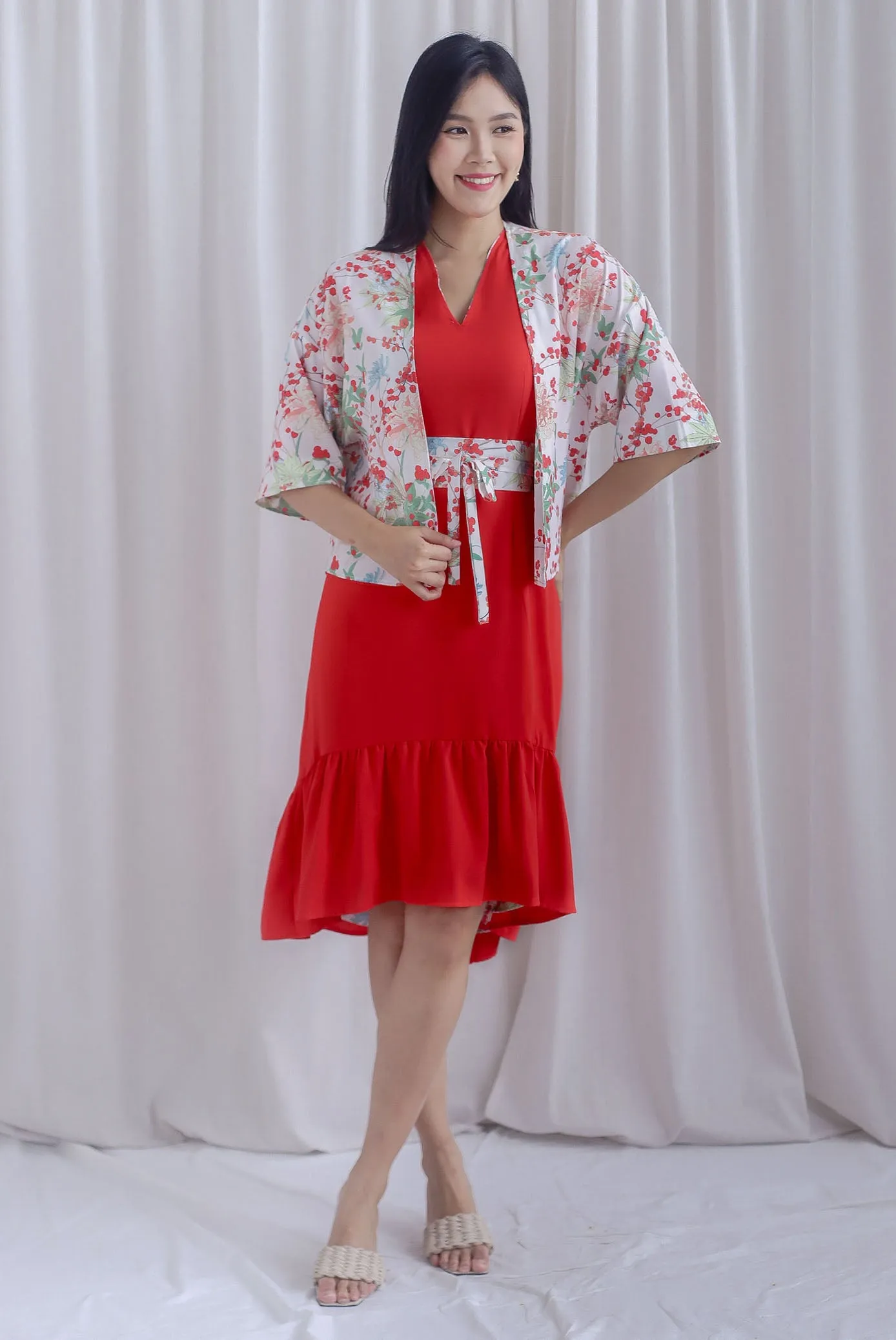 Ardisia Kimono Outerwear In Red
