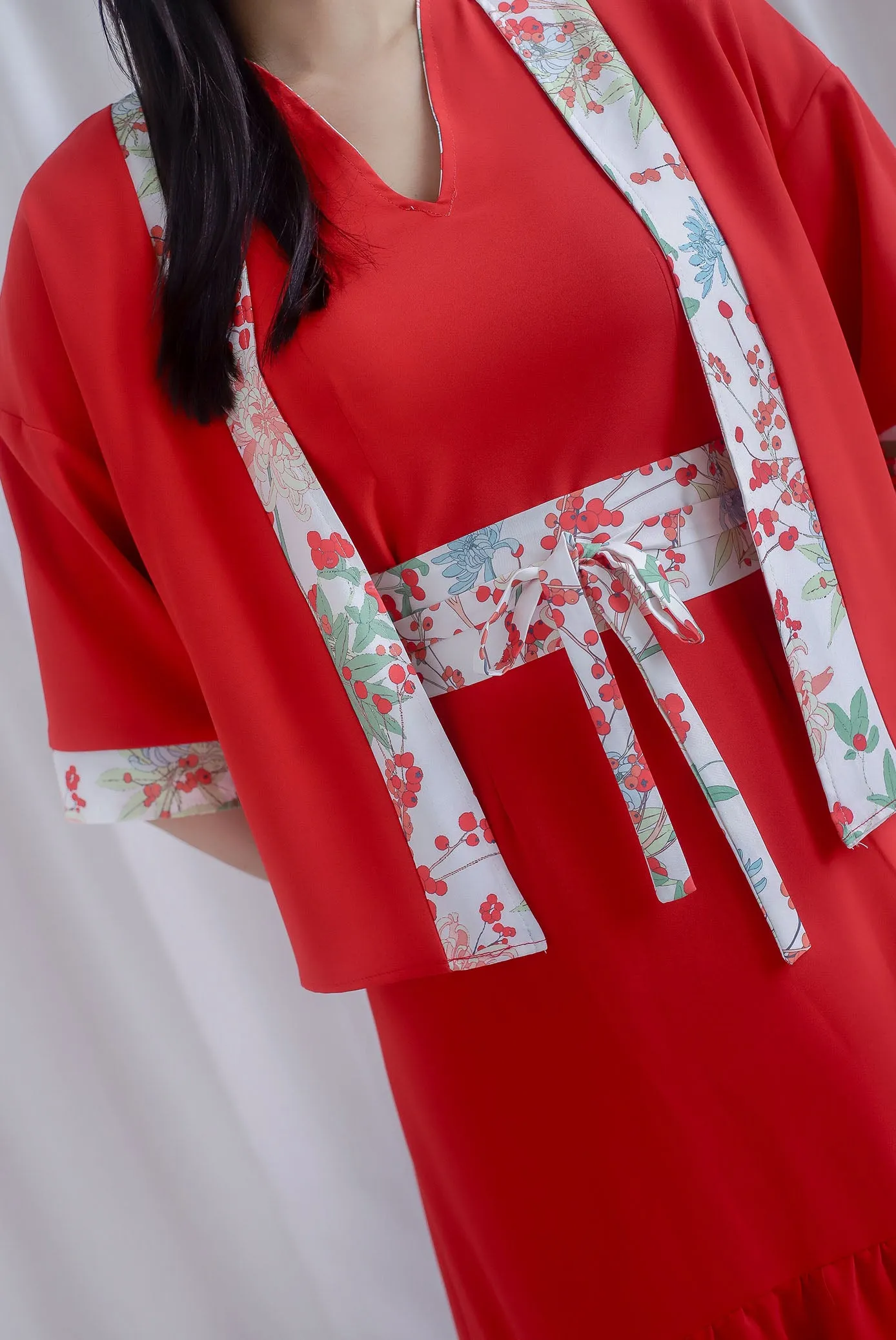 Ardisia Kimono Outerwear In Red