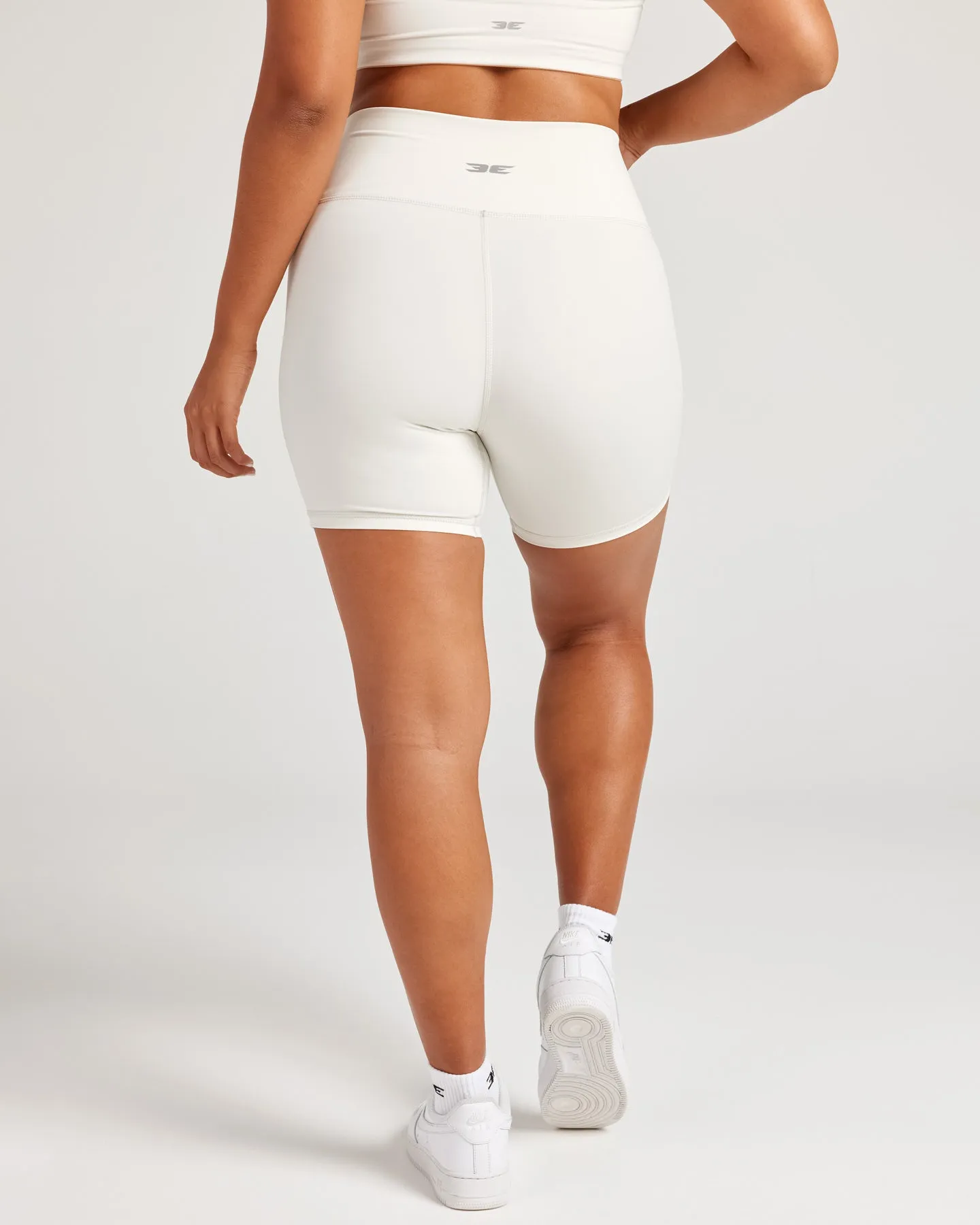 Aura SF Shorts - Vanilla Latte