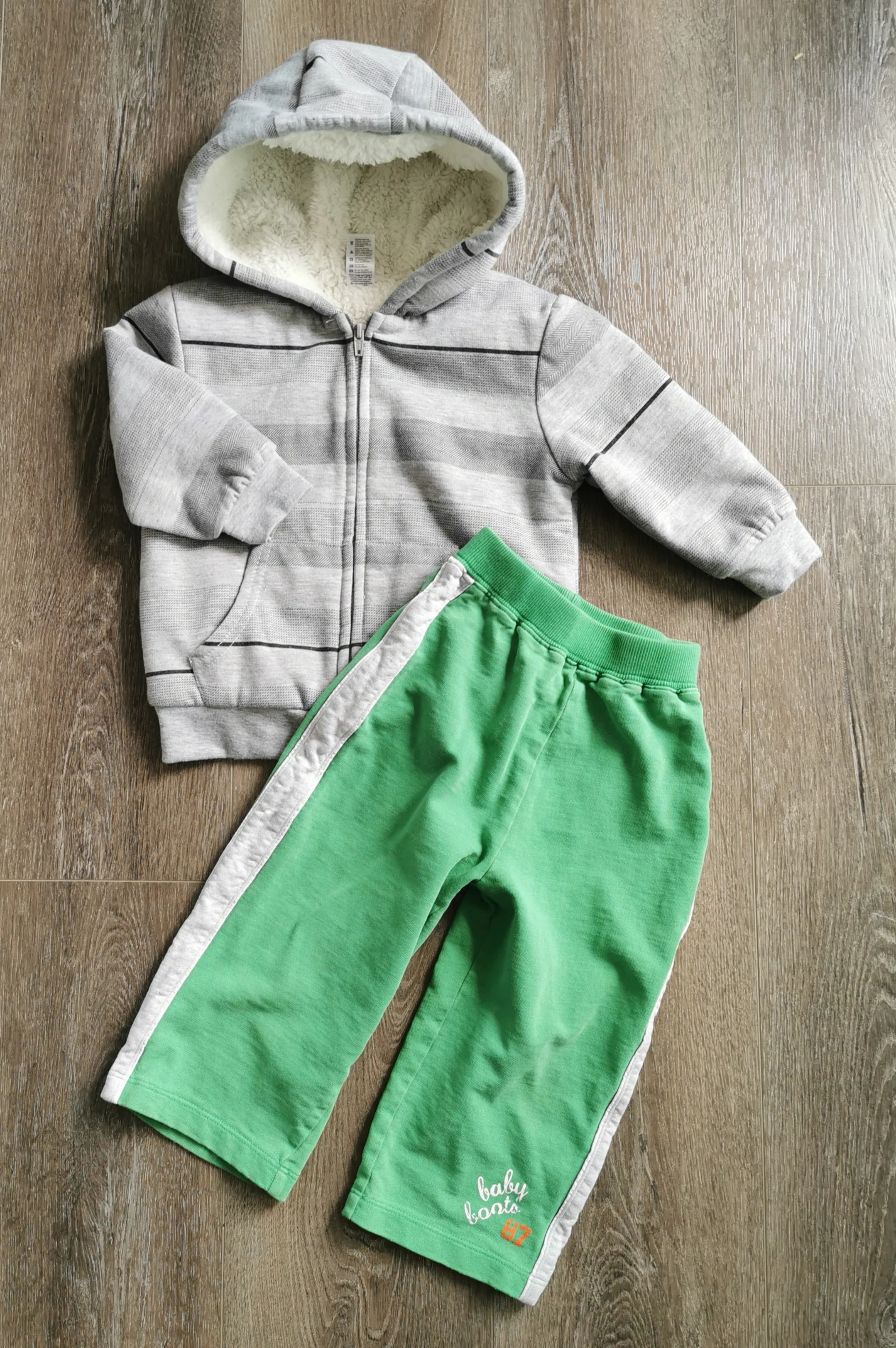 BABY BOY SIZE 18/24 MONTHS - BABYBOOTS & GEORGE, 2 Piece Mix N Match Fall Outfit VGUC B18