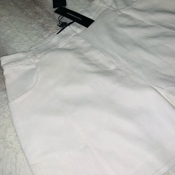 BCBG Women’s Off-White Shorts