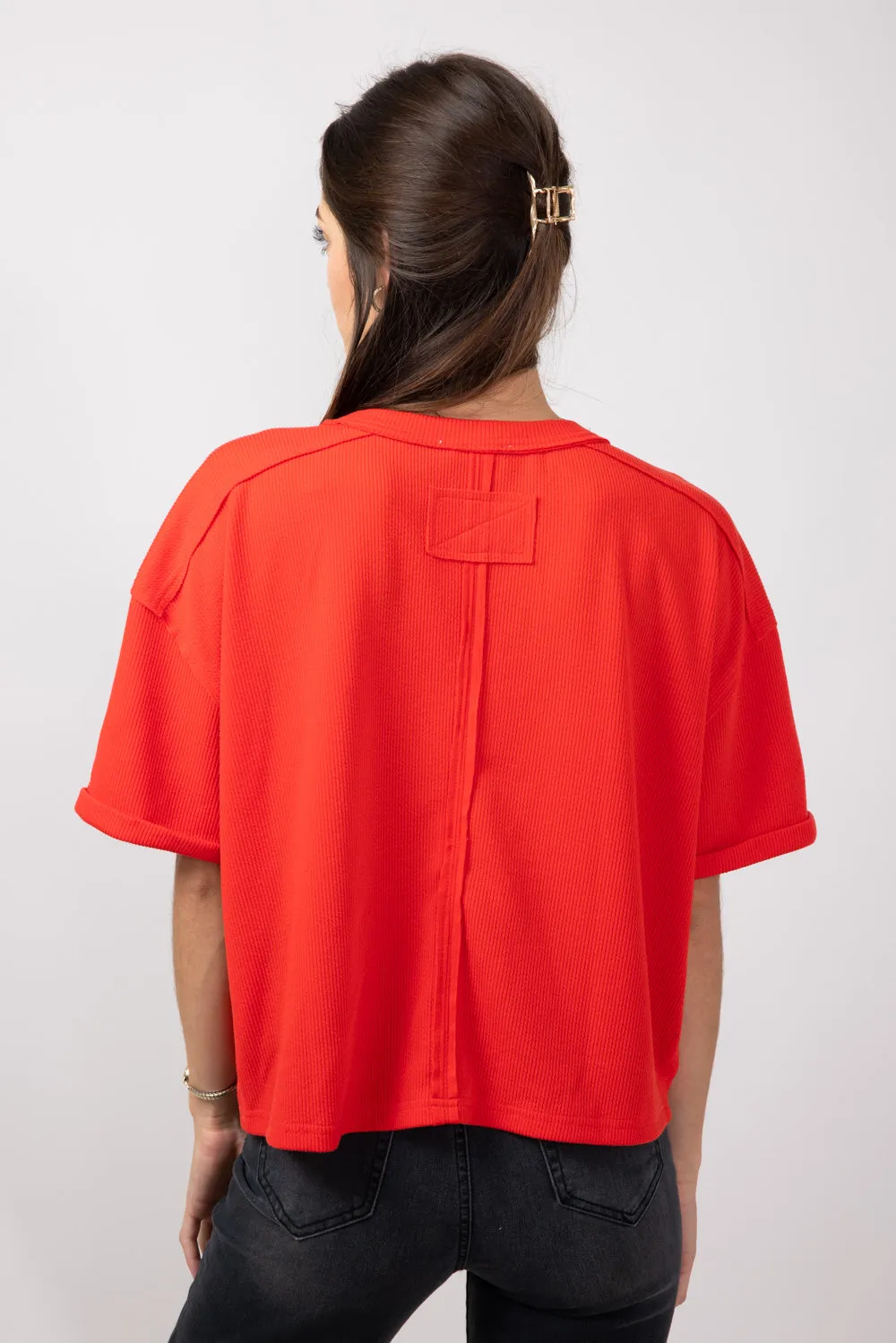 Blu Pepper Crewneck Ribbed Knit Shirt for Women in Red | B4ST1053-RED