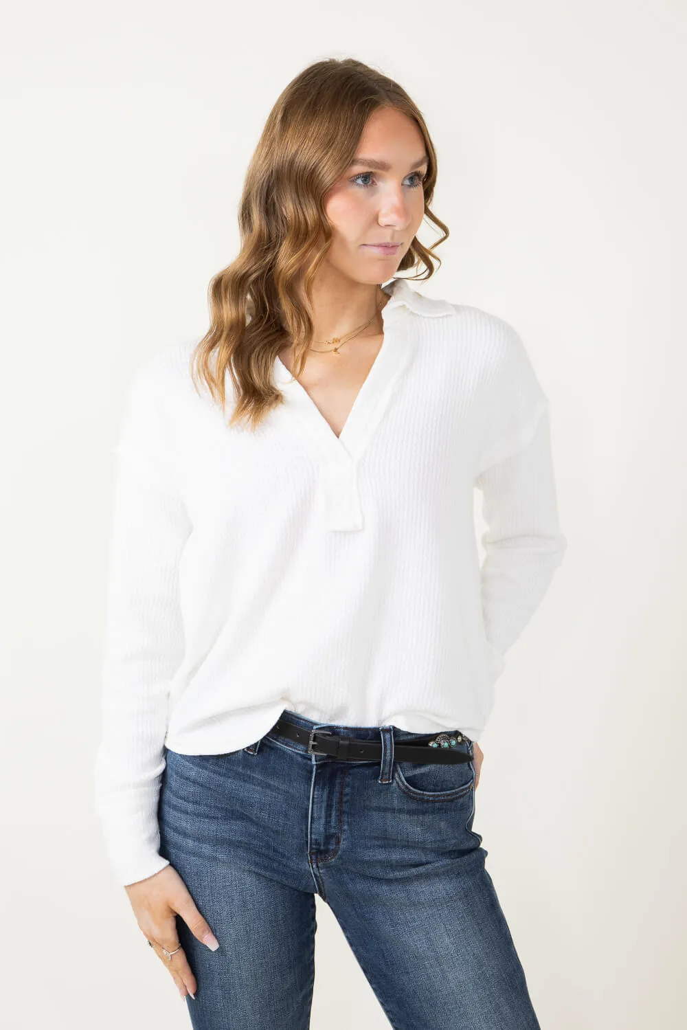 Blu Pepper Ribbed Knit Johnny Collar Polo Shirt for Women in Ivory | B3FT1012-IVORY