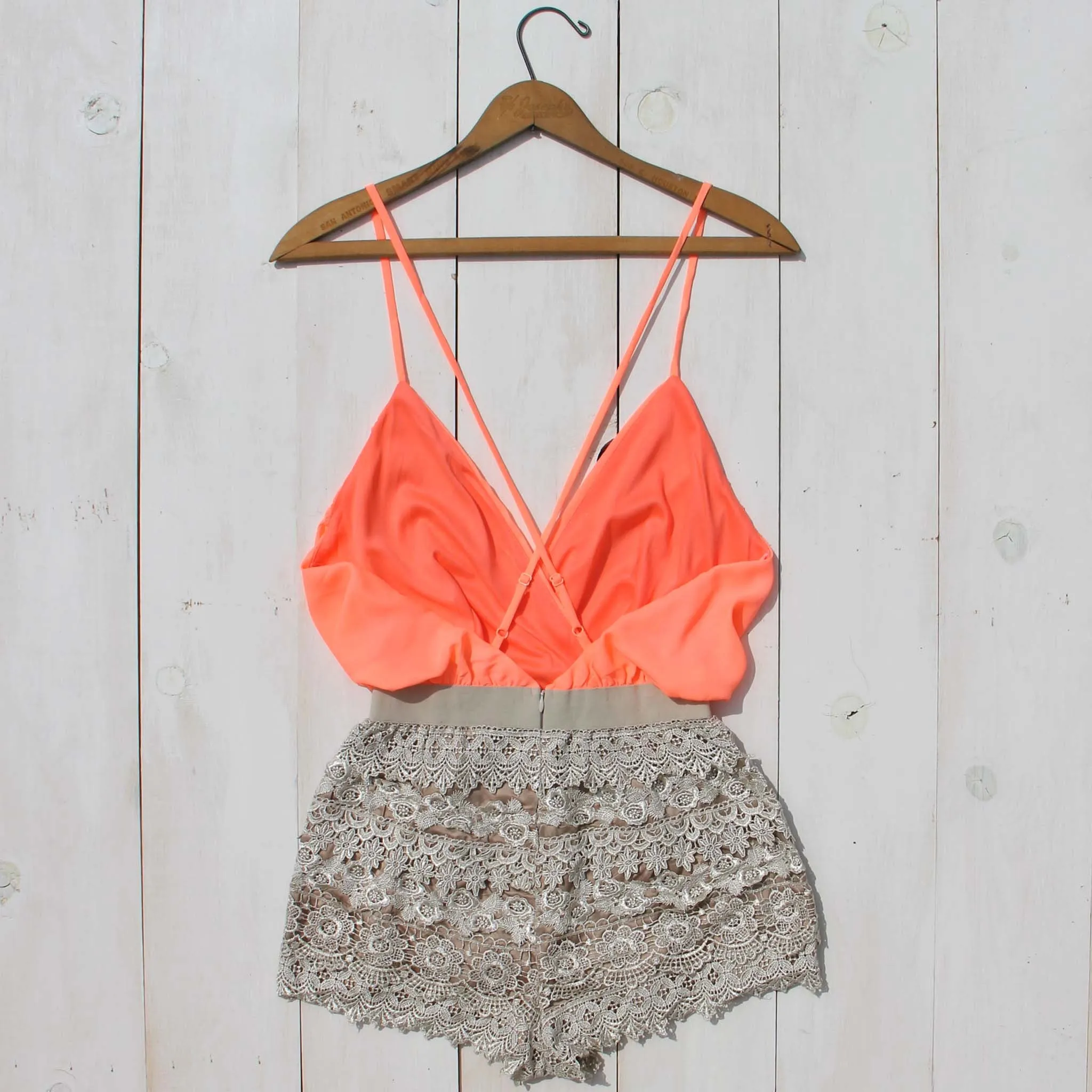 Caravan Romper in Peach
