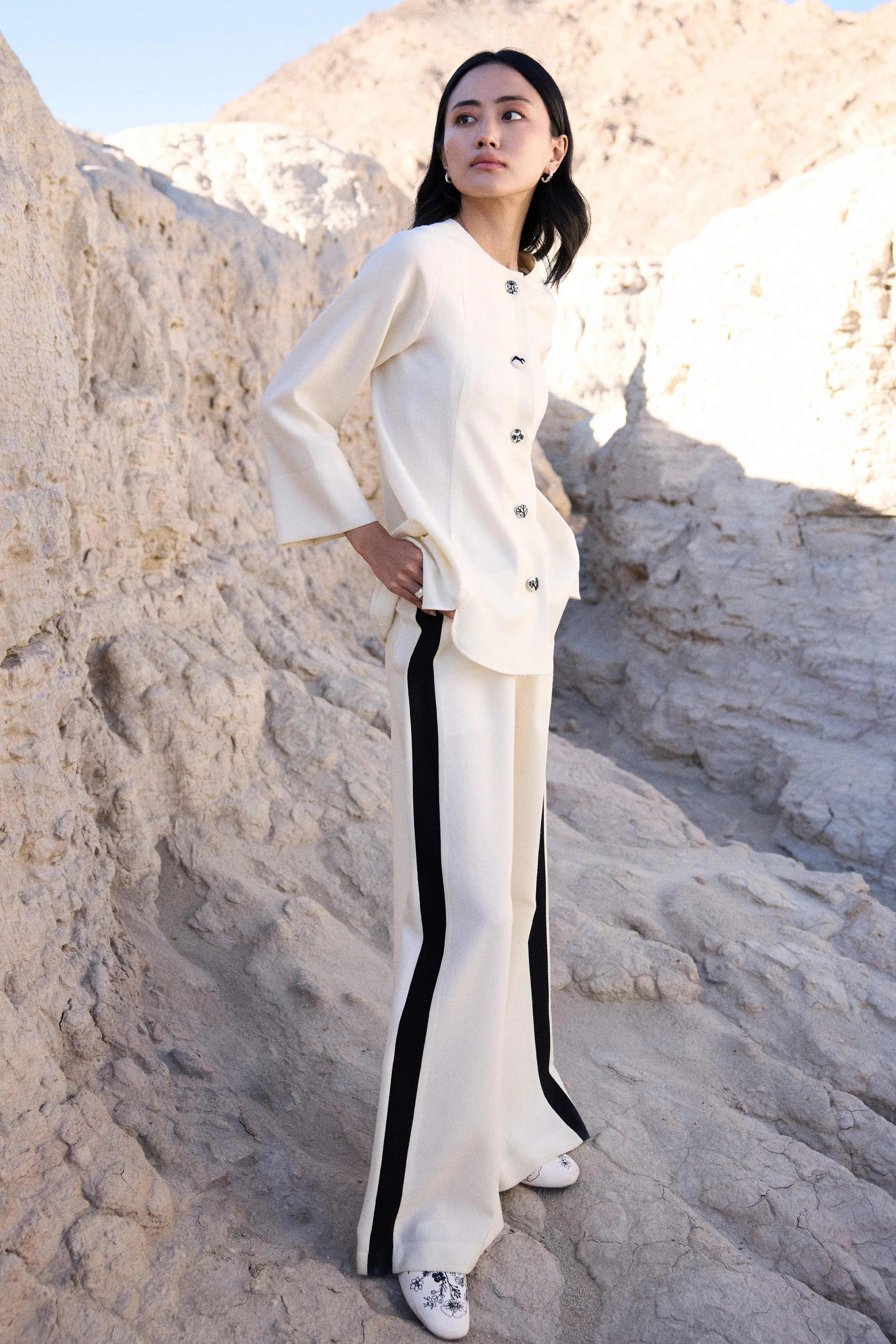 Chilling Woollen Top (Ivory)