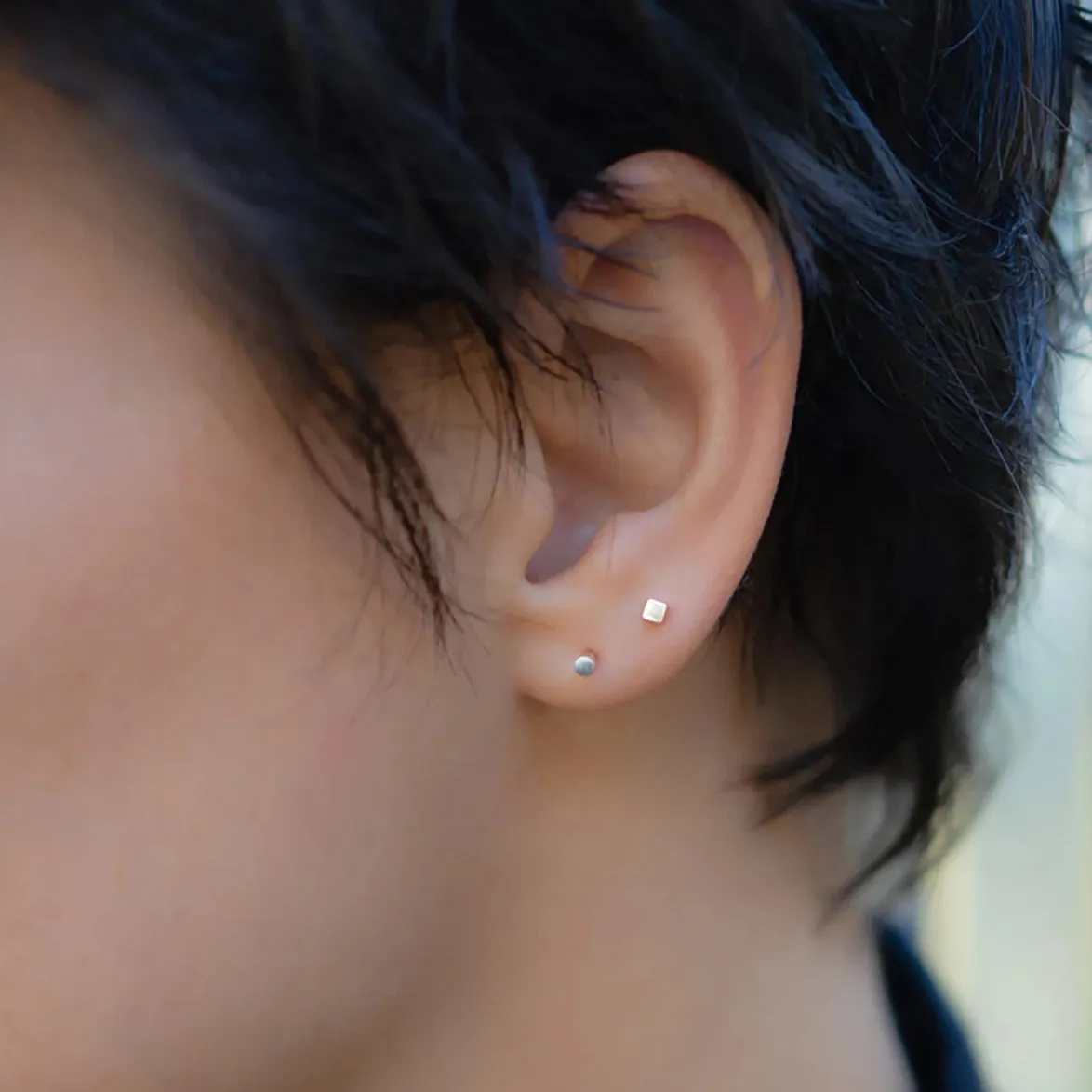 CIRCLE AND SQUARE STARDUST STUDS