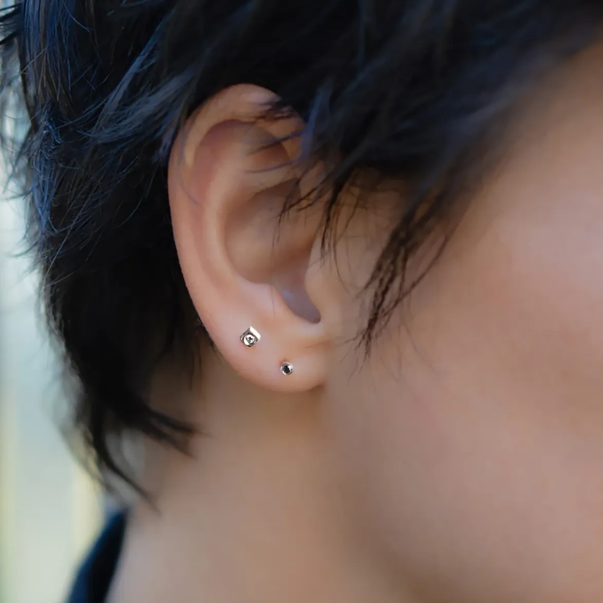 CIRCLE AND SQUARE STARDUST STUDS