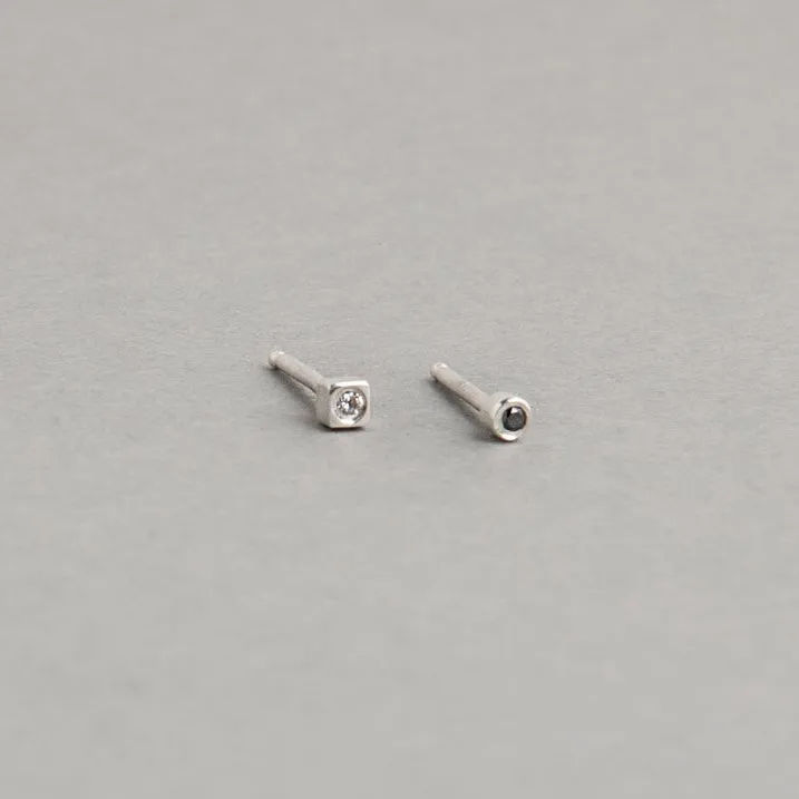 CIRCLE AND SQUARE STARDUST STUDS