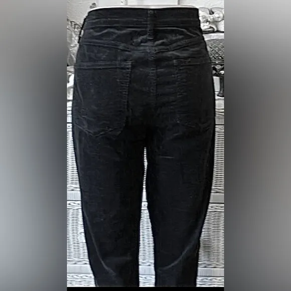 Citizens of Humanity rocket high rise skinny velour jeans In black color size 29