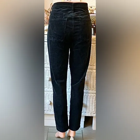 Citizens of Humanity rocket high rise skinny velour jeans In black color size 29