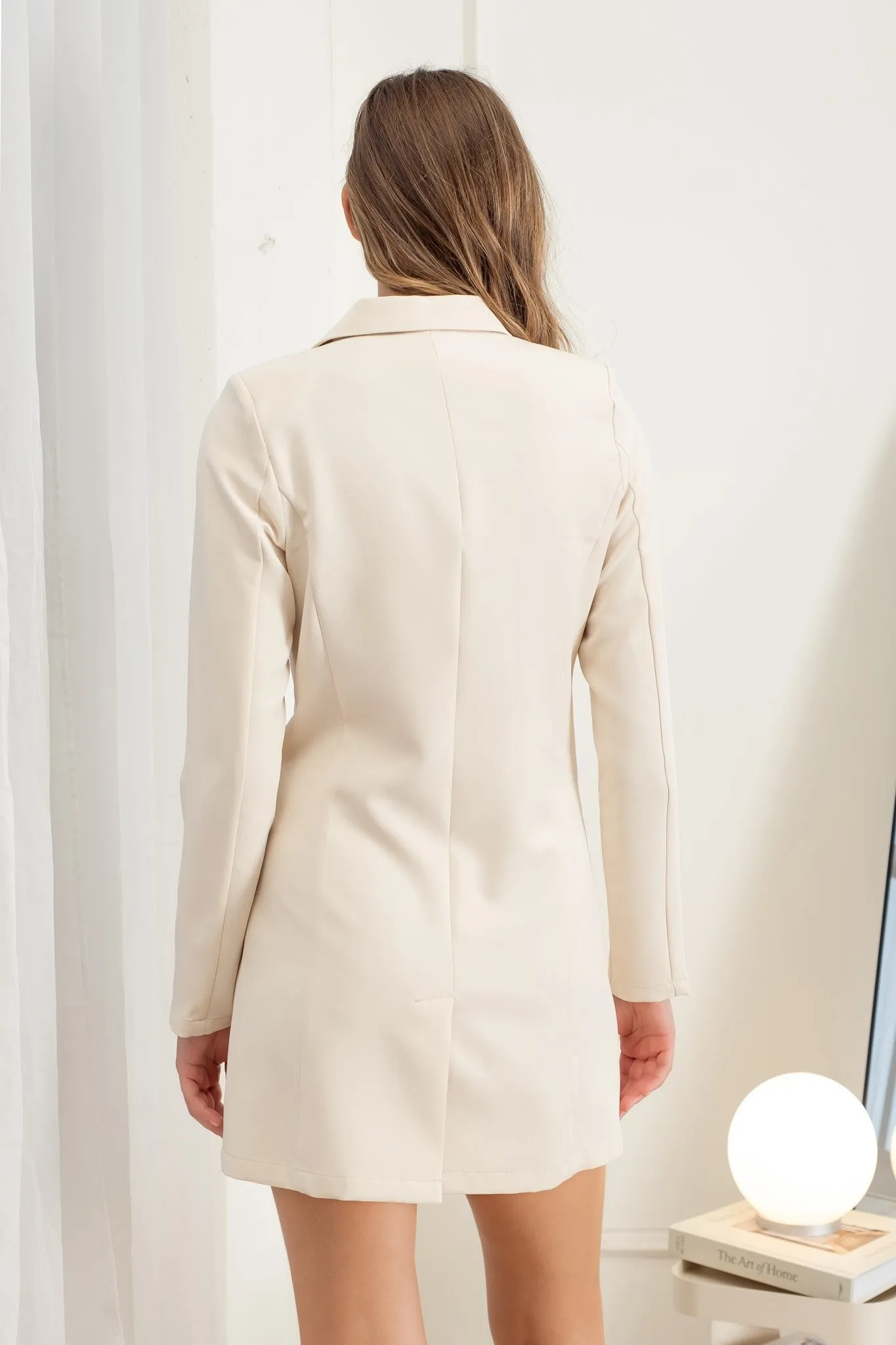 COLLARED BUTTON FRONT LONG SLEEVE TUNIC BLAZER