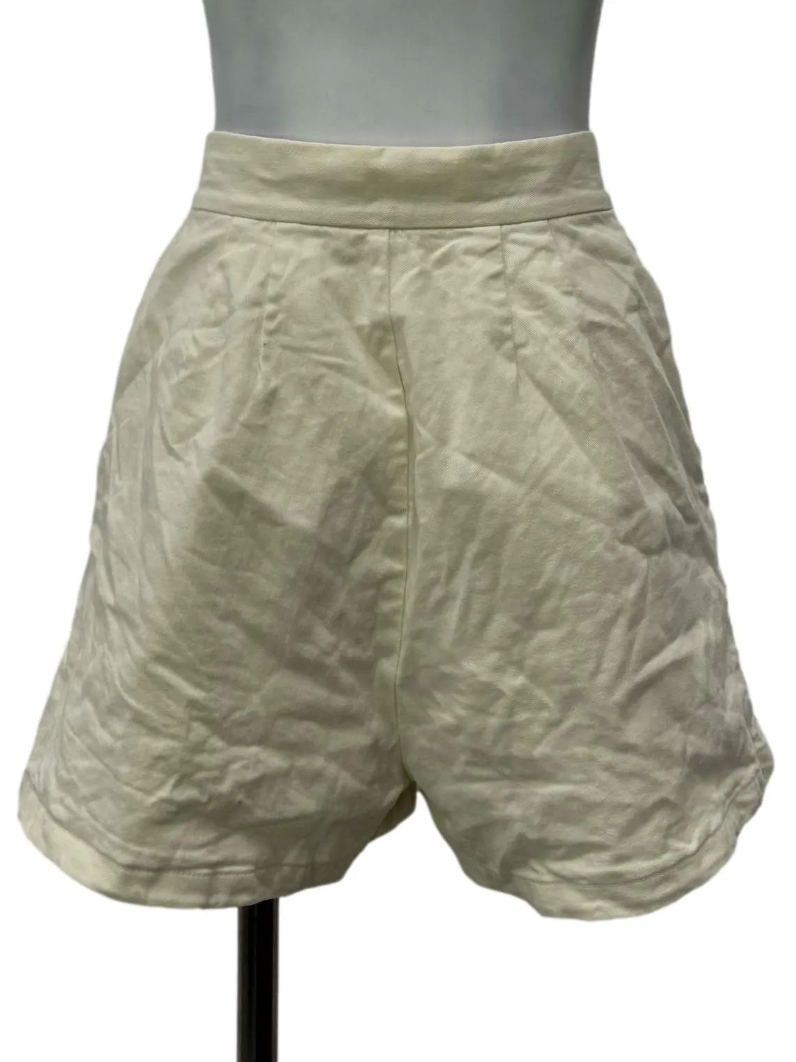 Cream Basic Shorts