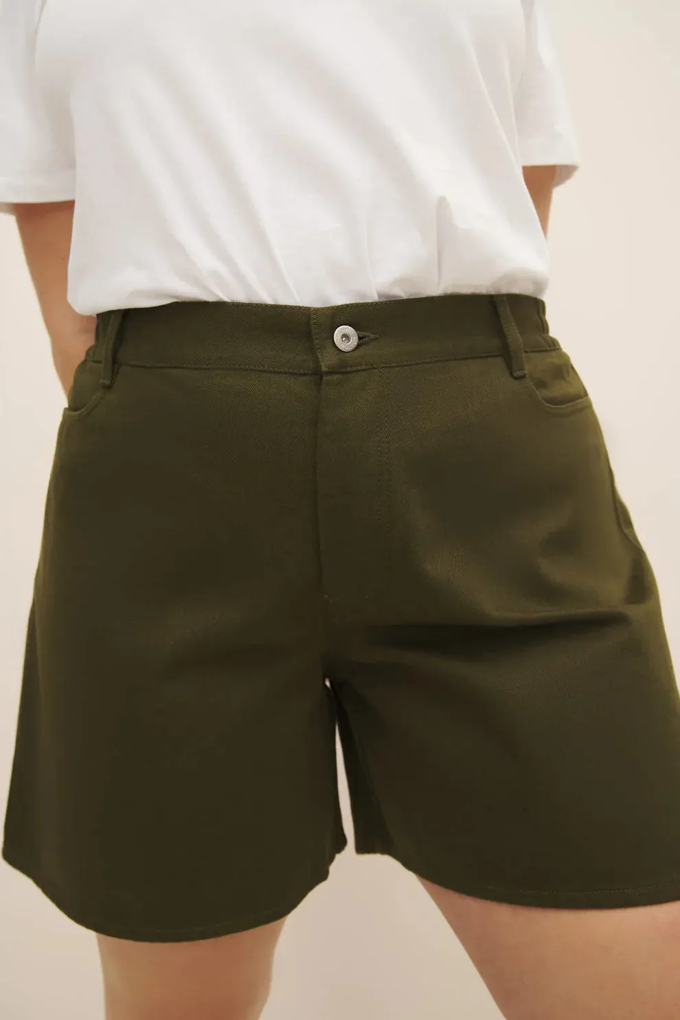 Eddy Short in Khaki Denim | Kowtow