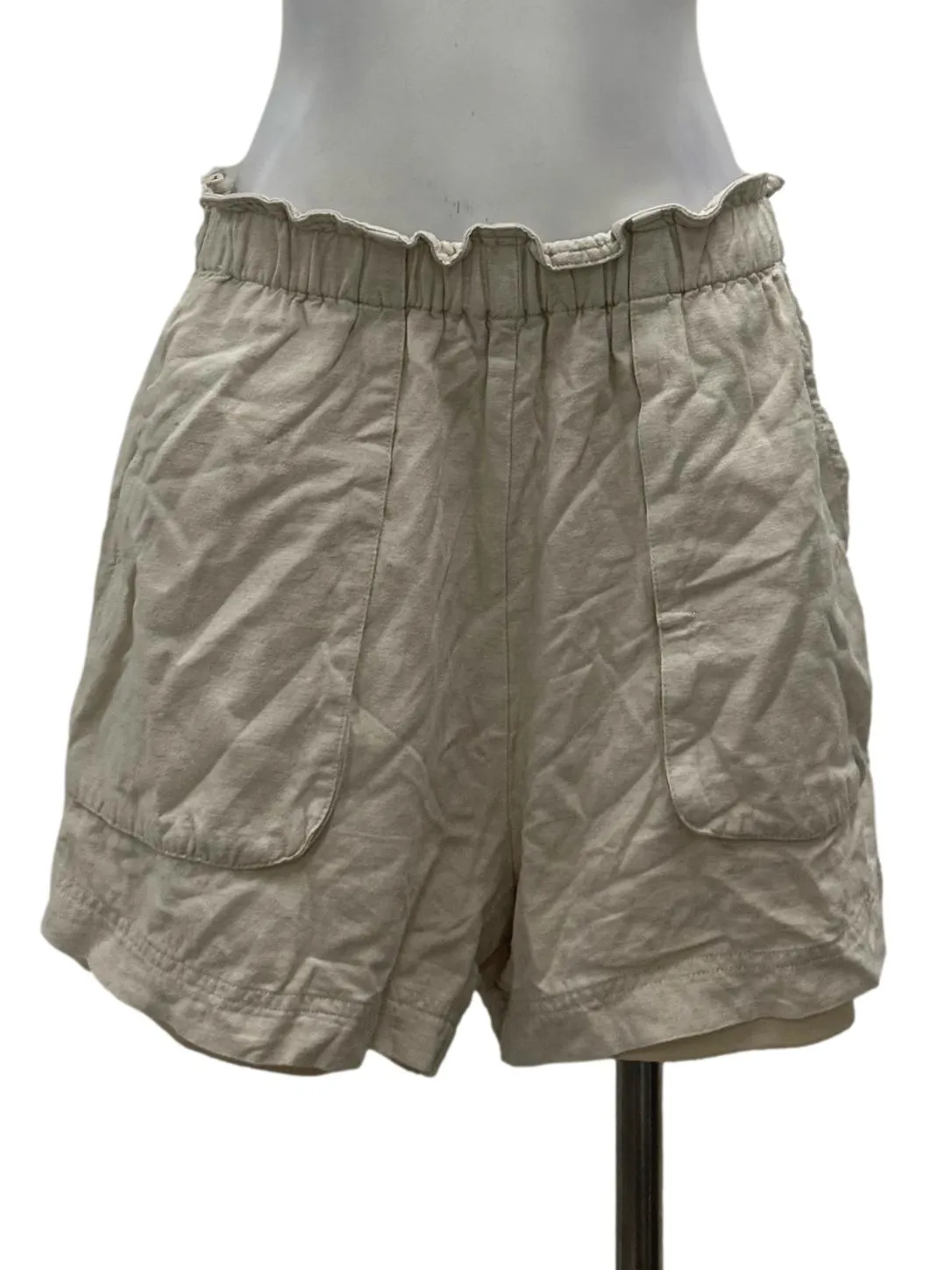 Eggnog Shorts TCL