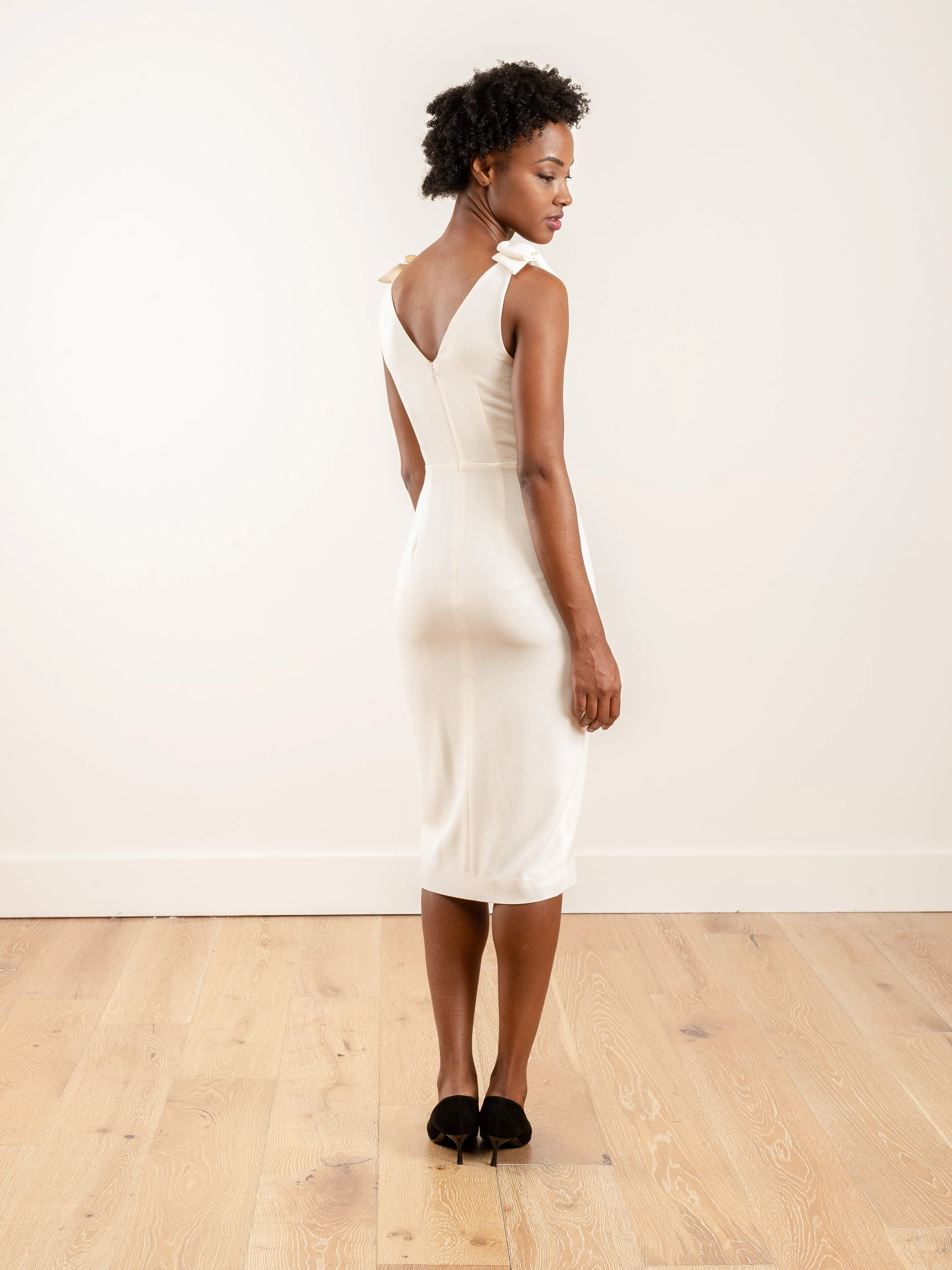 espionage bow dress - pearl
