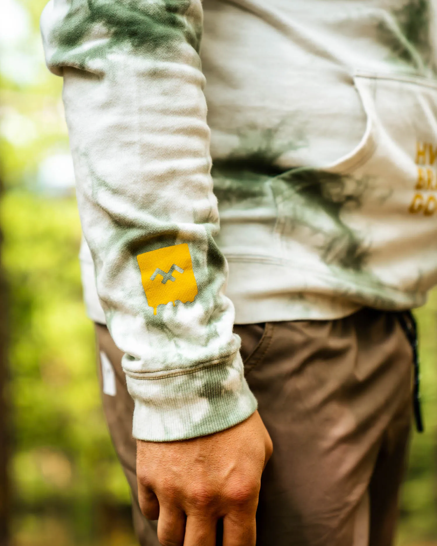 ESSENTIALS - HOODIE - TIE DYE GREEN
