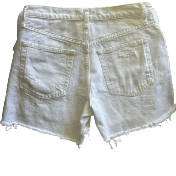 EUC Free People High-Rise Distressed Shorts White Size 27