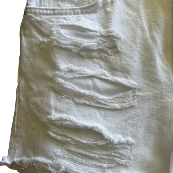 EUC Free People High-Rise Distressed Shorts White Size 27