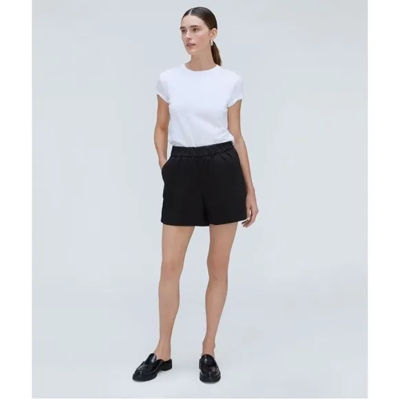 Everlane The Easy Shorts in Black