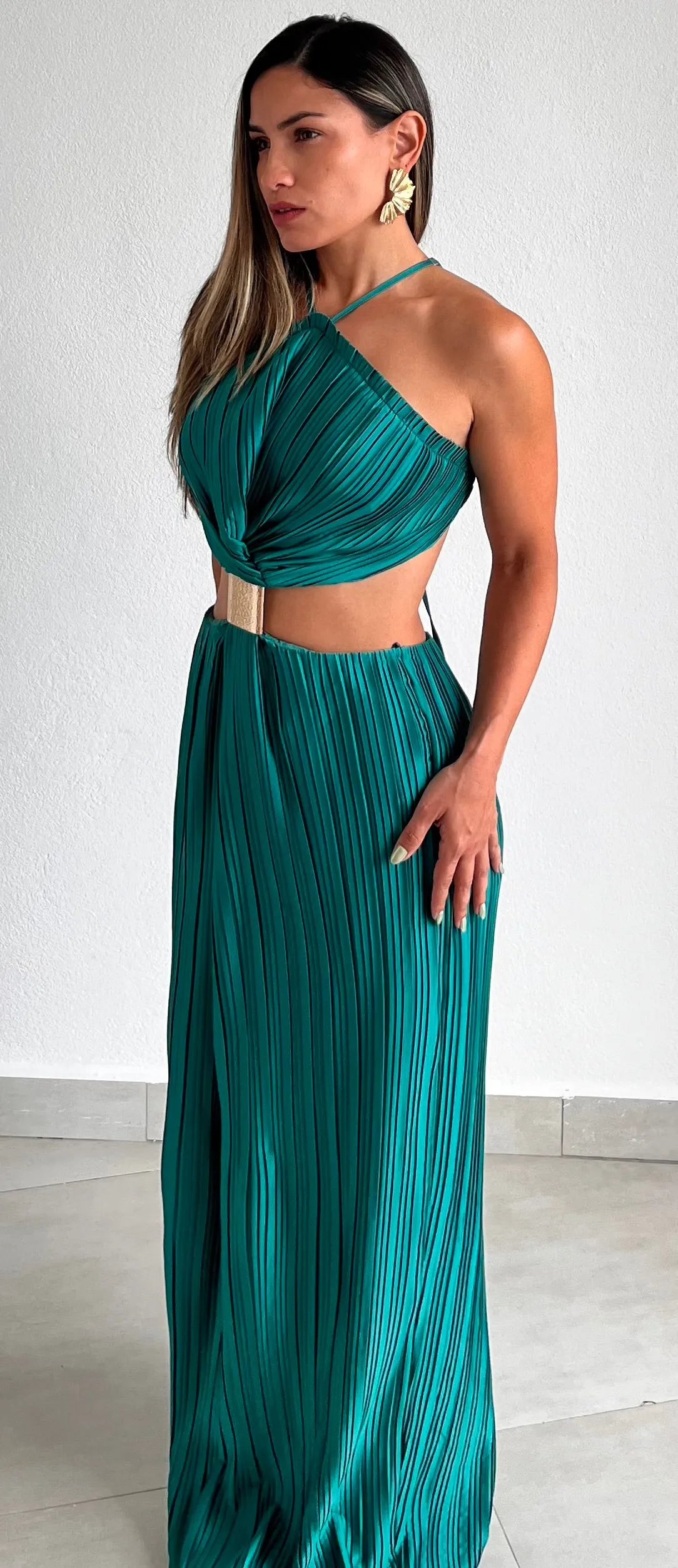 Everlasting Style Emerald Pleated Maxi Dress