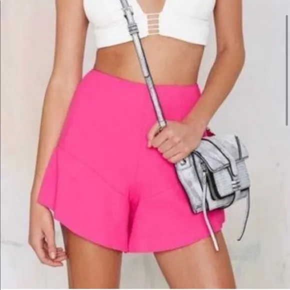 Finders Keepers High Waist Pink Ruffle Shorts Small
