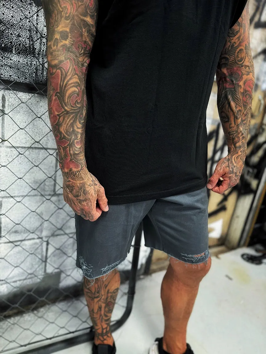FLEX FITTED CUT OFF GREY SHORTS