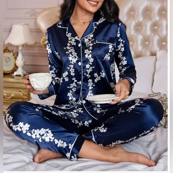 Floral Print Satin Top &amp; Pants PJ Set / Pyjama Set Blue