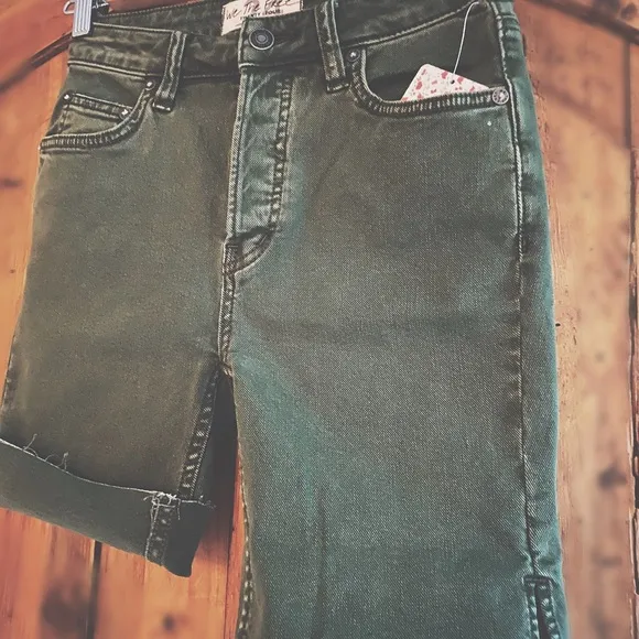 Free People army green shorts