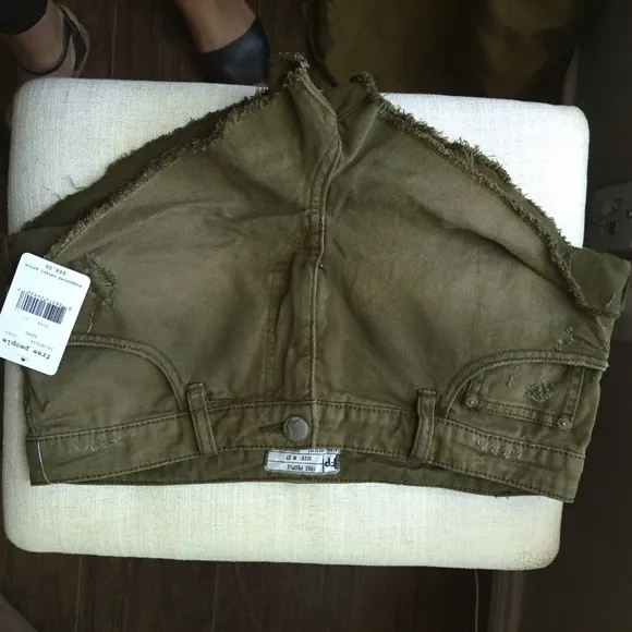 🌾Free people army shorts 🌾