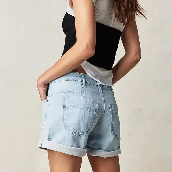 Free people beginners luck slouch shorts NWOT