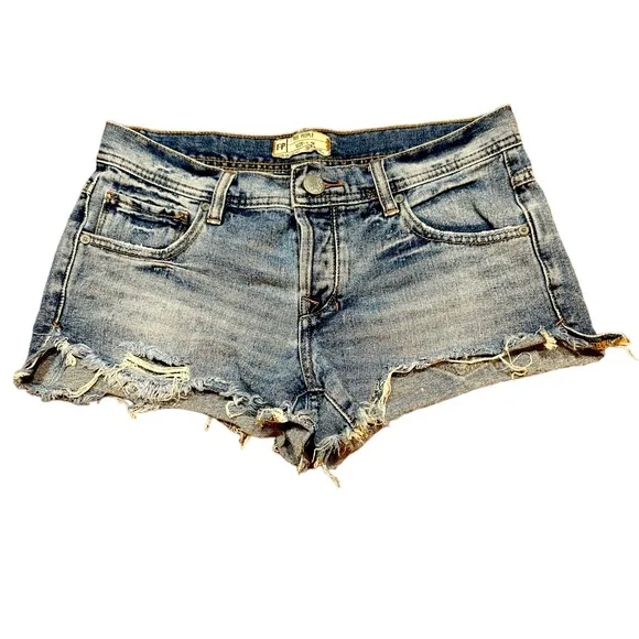 FREE PEOPLE DISTRESSED DENIM CUTOFF SHORTS