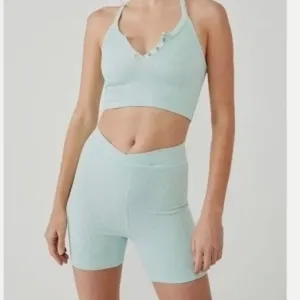 Free people free throw short in turquoise mint size M