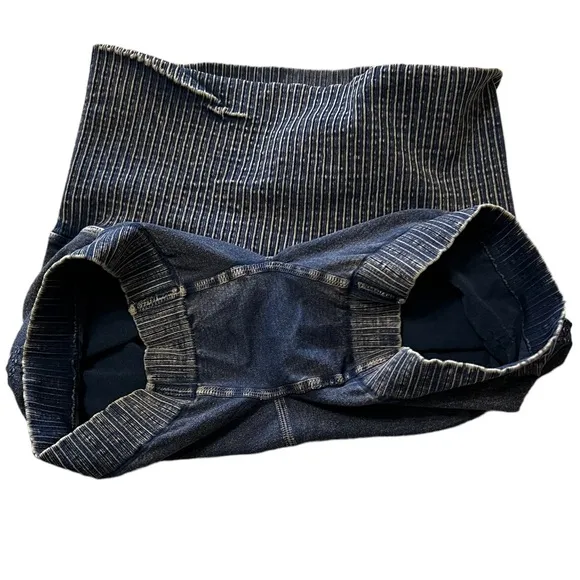 Free People Movement Good Karma Shorts XS/S Deepest Navy NWOT
